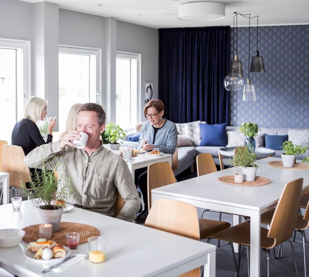 Linneplatsens Hotell & Vandrarhem Gothenburg Exterior photo